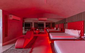 Spa Urbano Motel Adult Only  2*